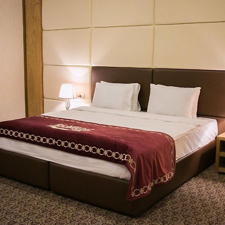 Gm City Hotel Baku Bagian luar foto