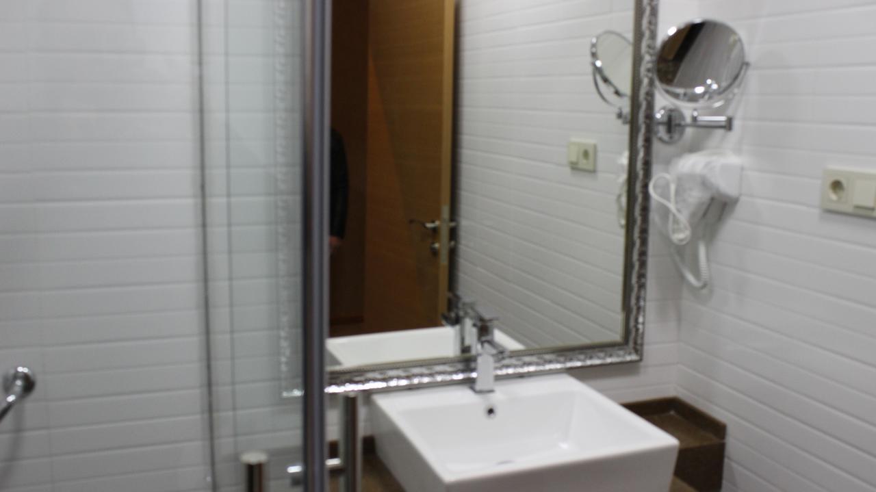 Gm City Hotel Baku Bagian luar foto