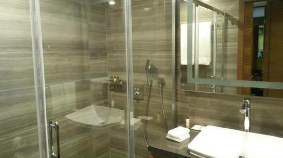 Gm City Hotel Baku Bagian luar foto